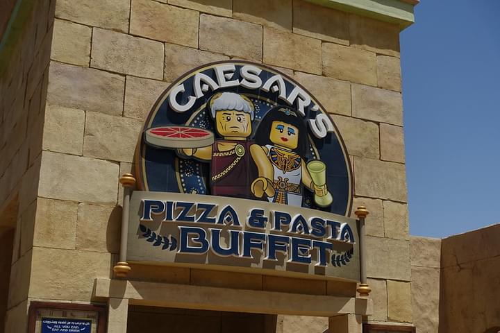 Legoland Pizza & Pasta Buffet