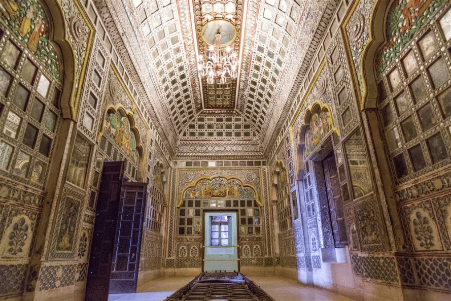 Visit Museum Galleries