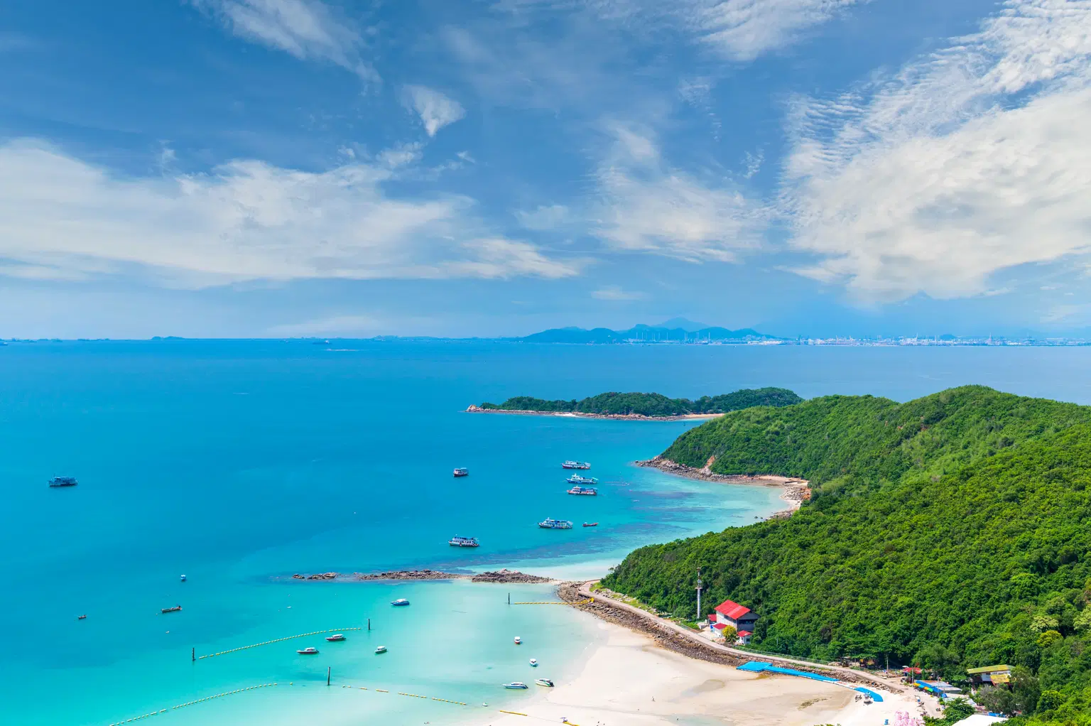 Tawaen Beach