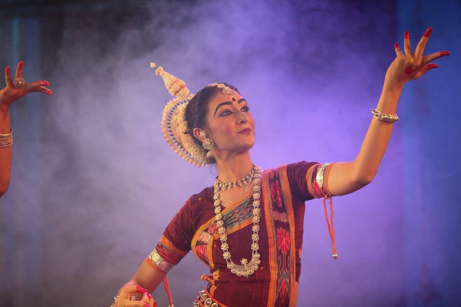 Indian Classical Dance Show in Cochin Image