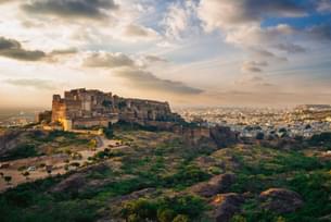 Marvel at sunsets transforming Jodhpur into golden hues