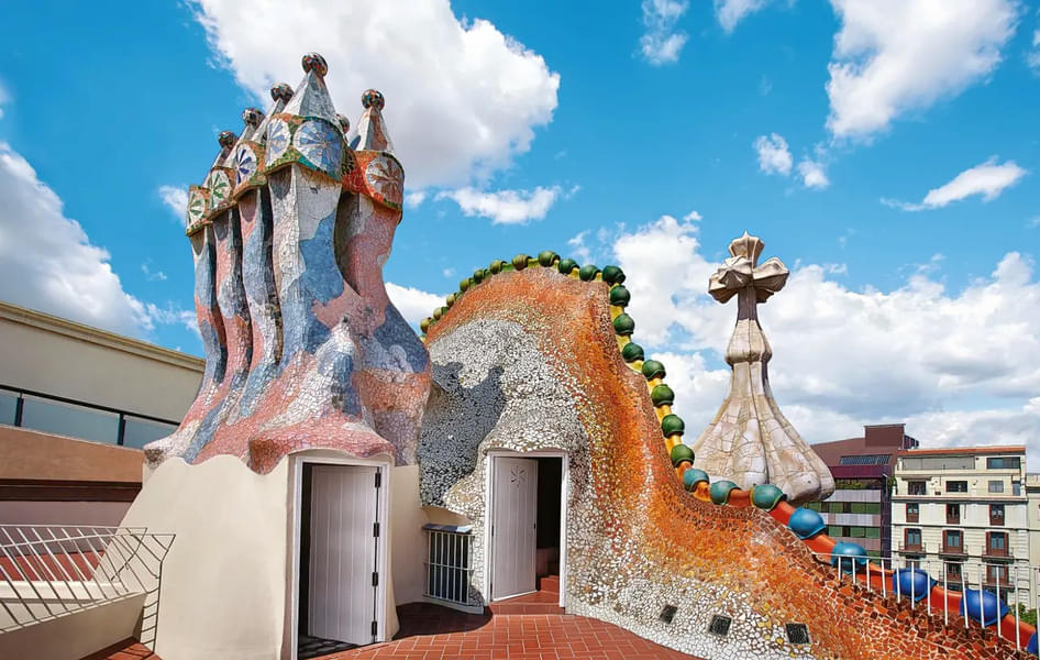  Step out onto the roof terrace to see Gaudi’s mythical-looking chimneys and the famous ‘Dragon’s Back’ 