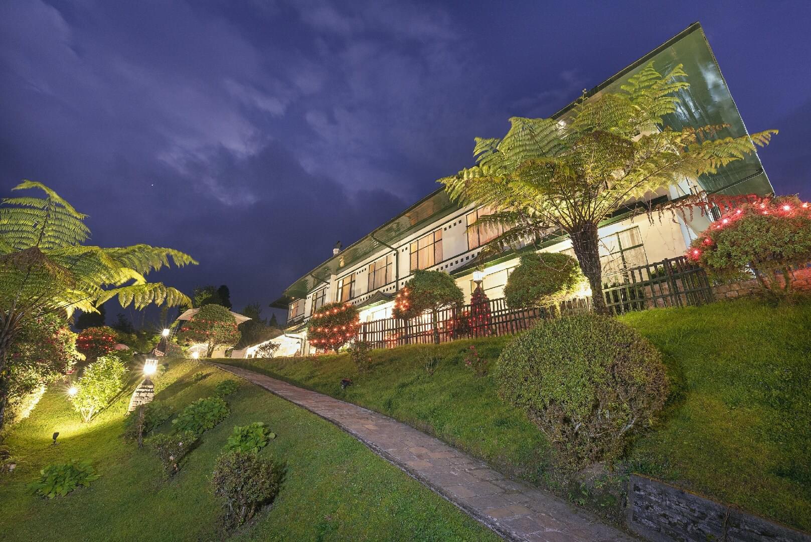 The Elgin Mt Pandim, Pelling | Luxury Staycation Deal