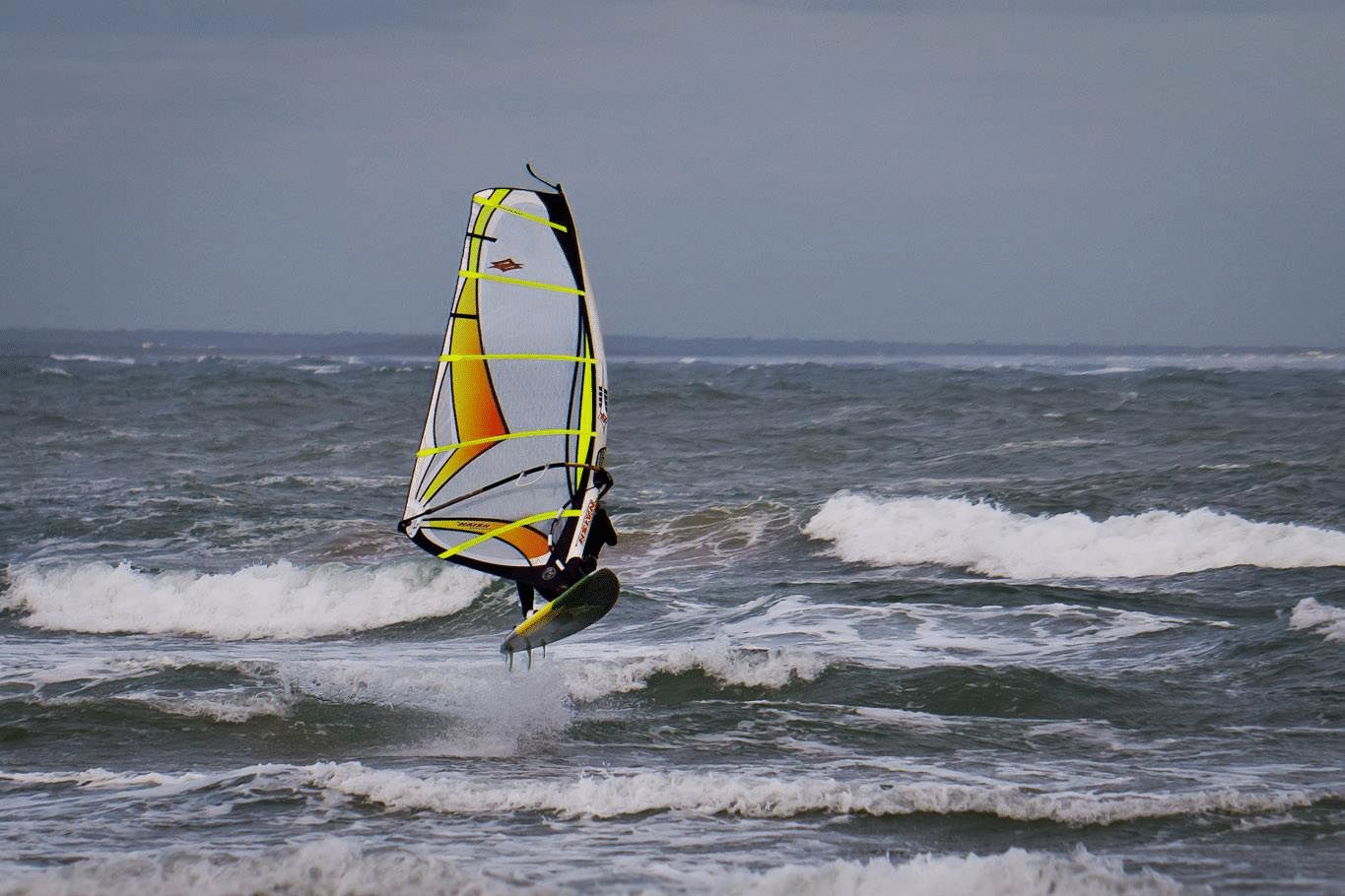 Windsurf at Port Alaçatı Marina