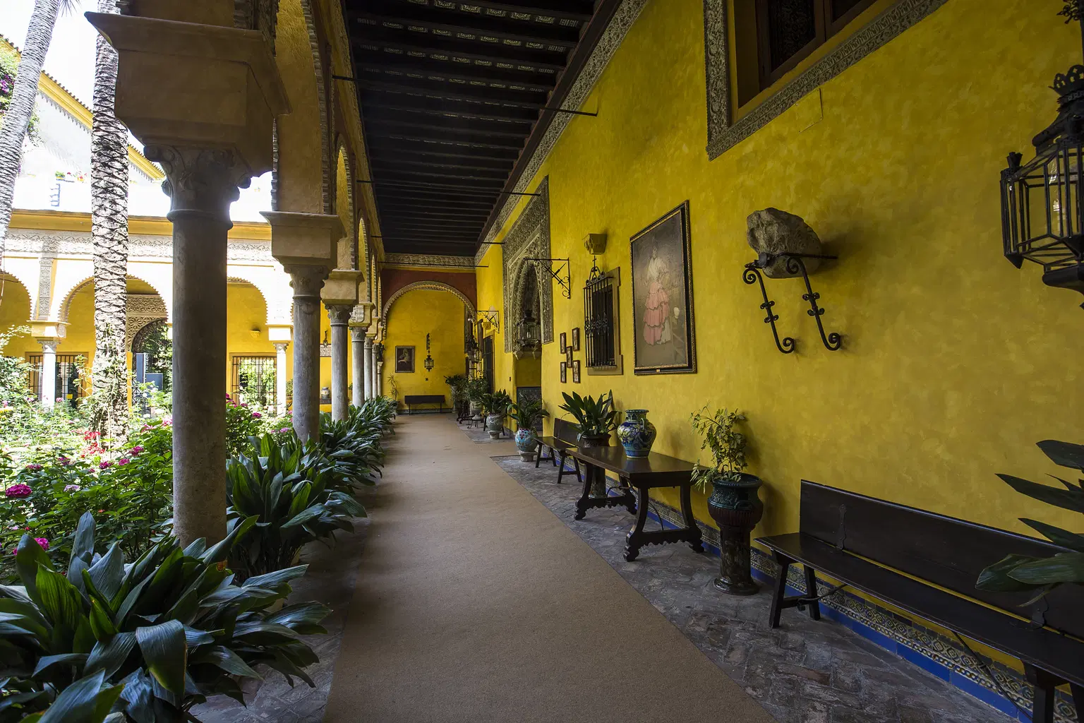 Palacio de Las Duenas