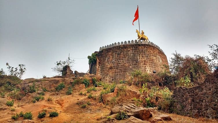 Ghodbunder Fort