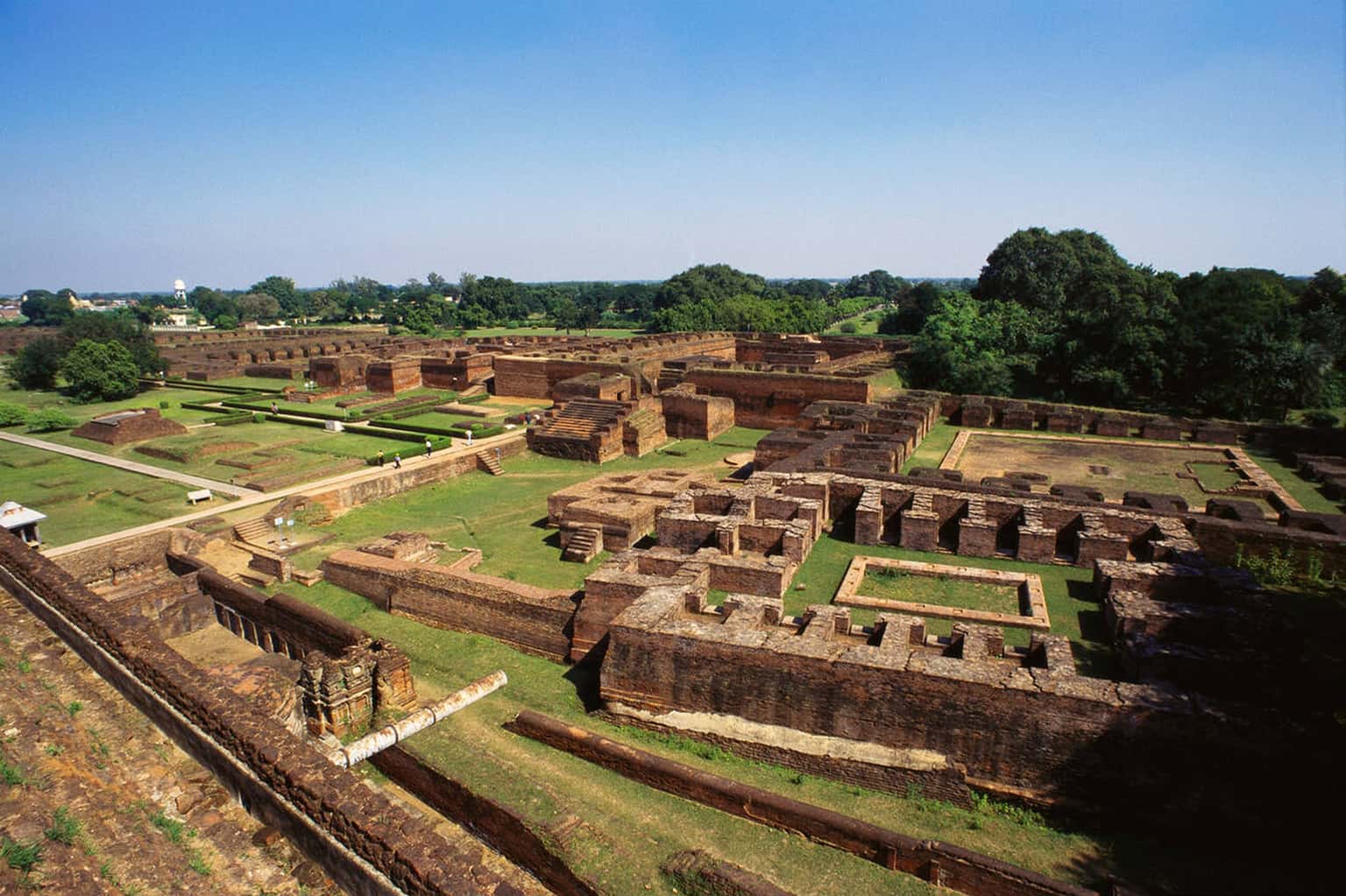 Day Trip to Nalanda, Rajgir and Pawapuri from Patna