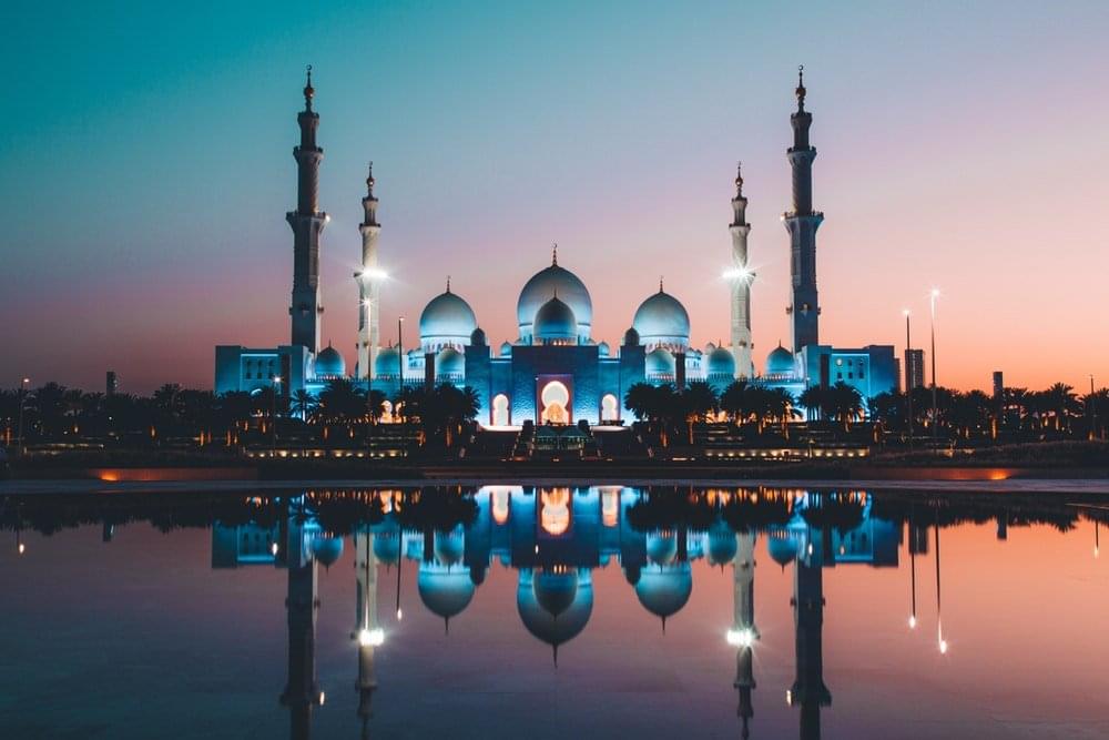 Sheikh Zayed Grand Mosque Guided Tour