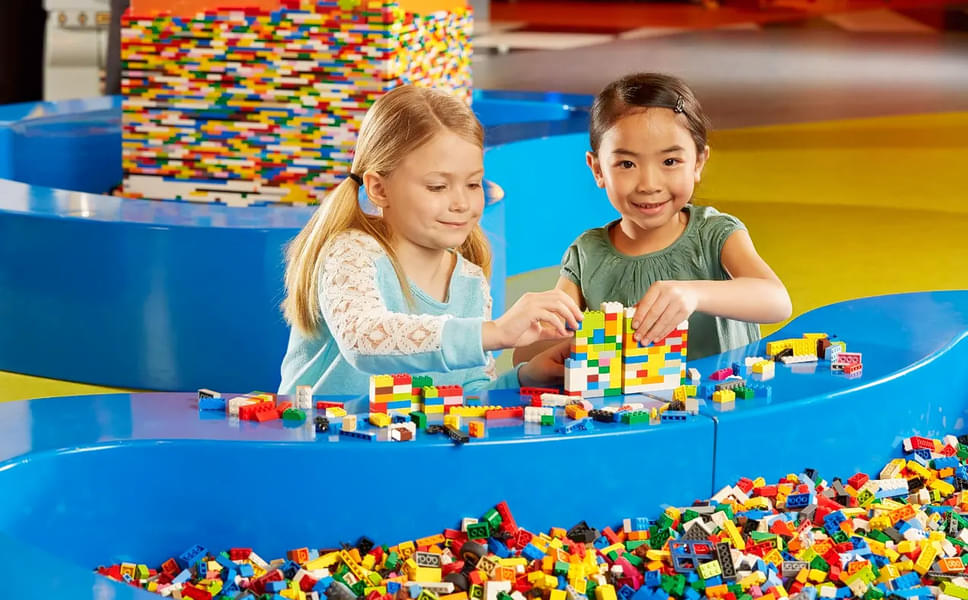 Build your own incredible buildings at Master Model Builder.