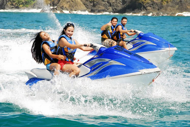 Sinquerim Beach Goa Water Sports Image