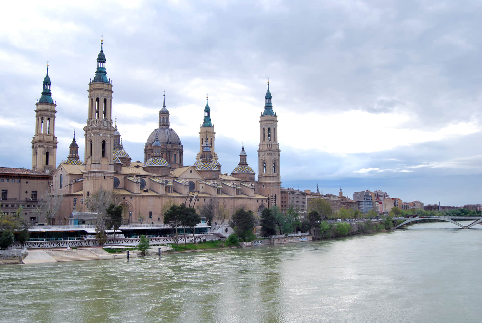Basilica of Our Lady of the Pillar, <em>Zaragoza</em>