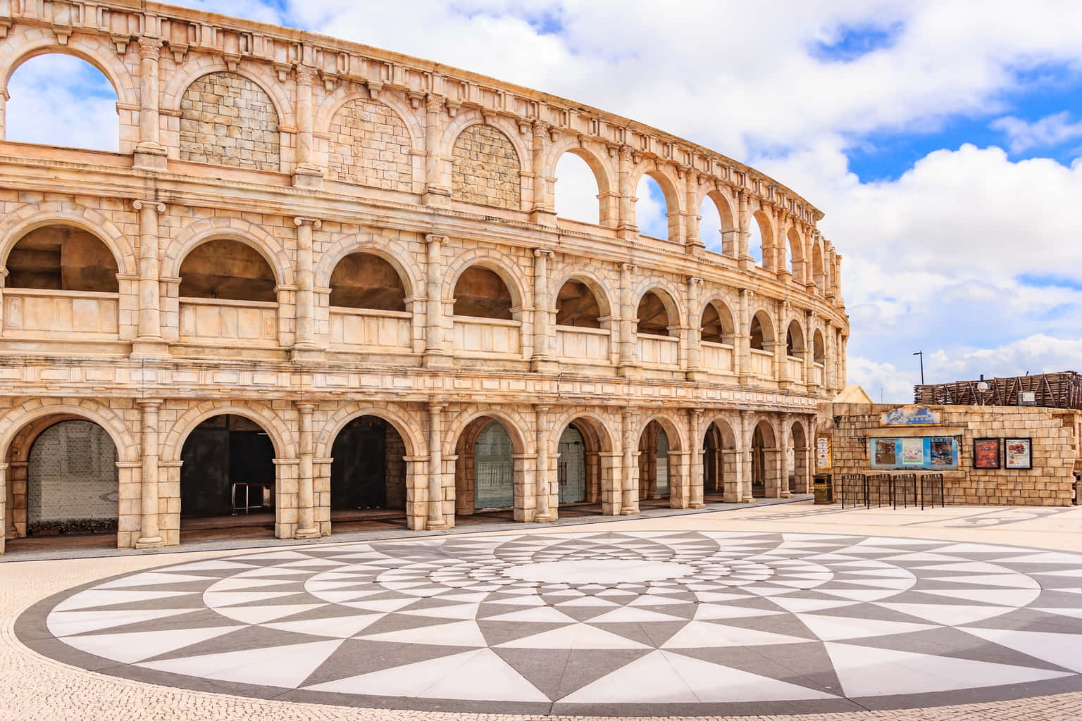 Hong Kong Macau Tour Package