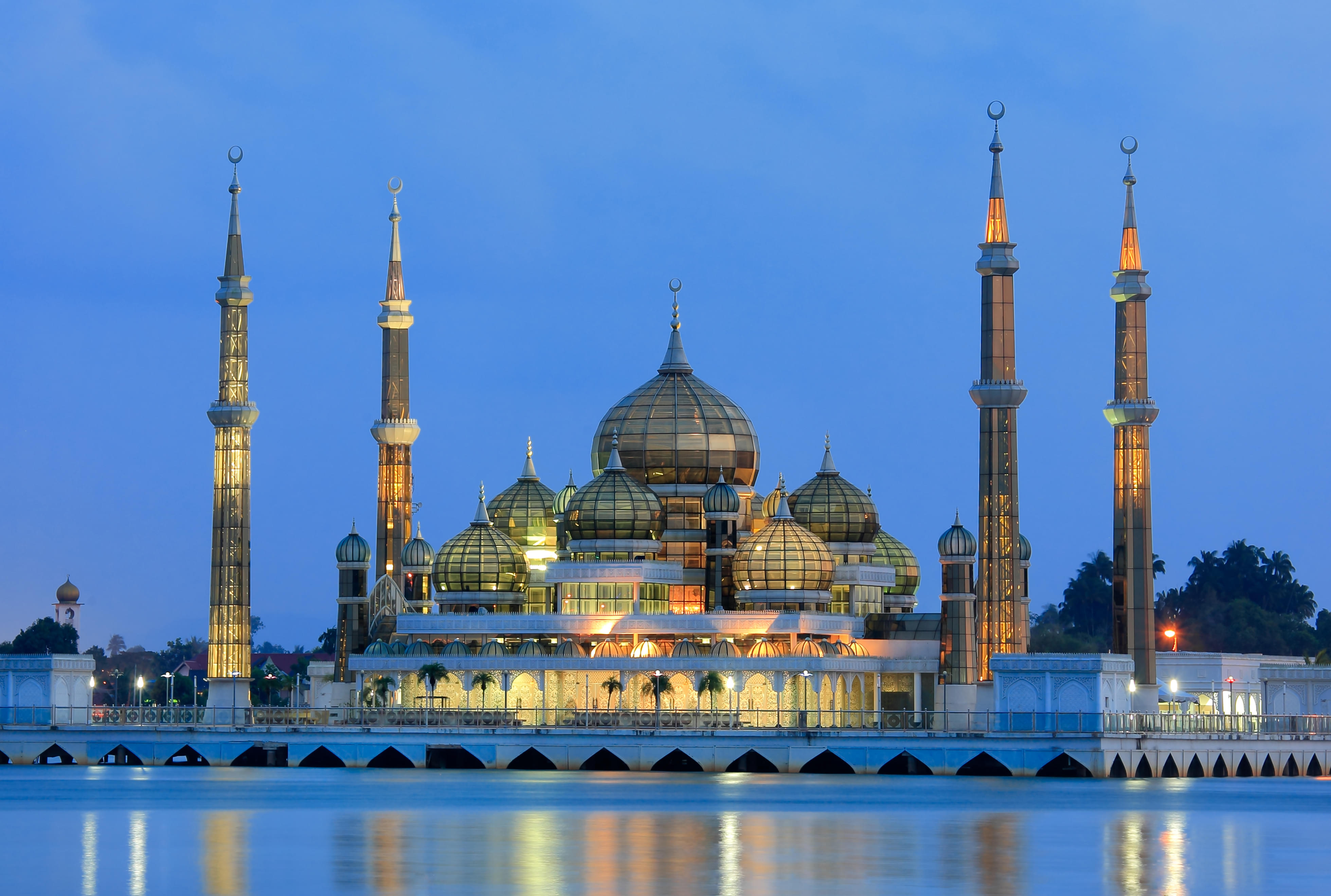 Malaysia Packages from Vadodara | Get Upto 50% Off