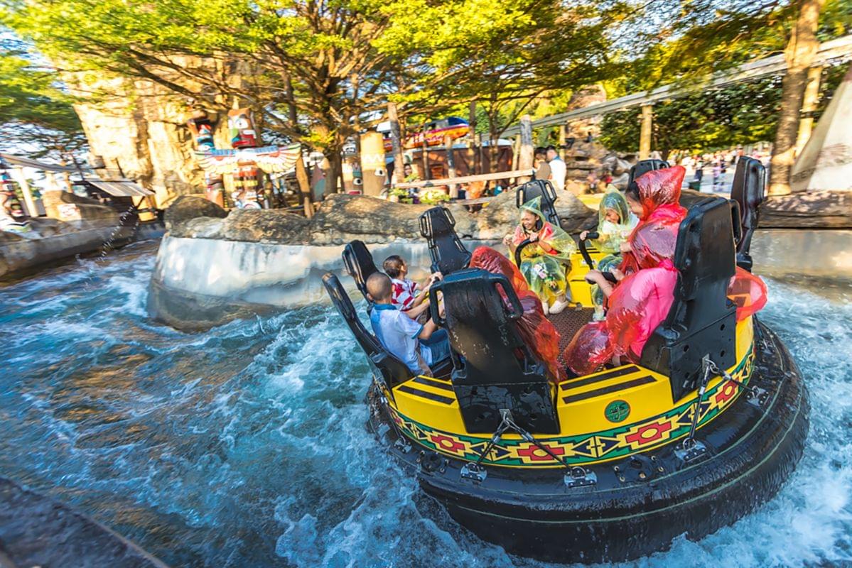 Dream world, Thailand @dreamworldth is about a 45 minutes drive