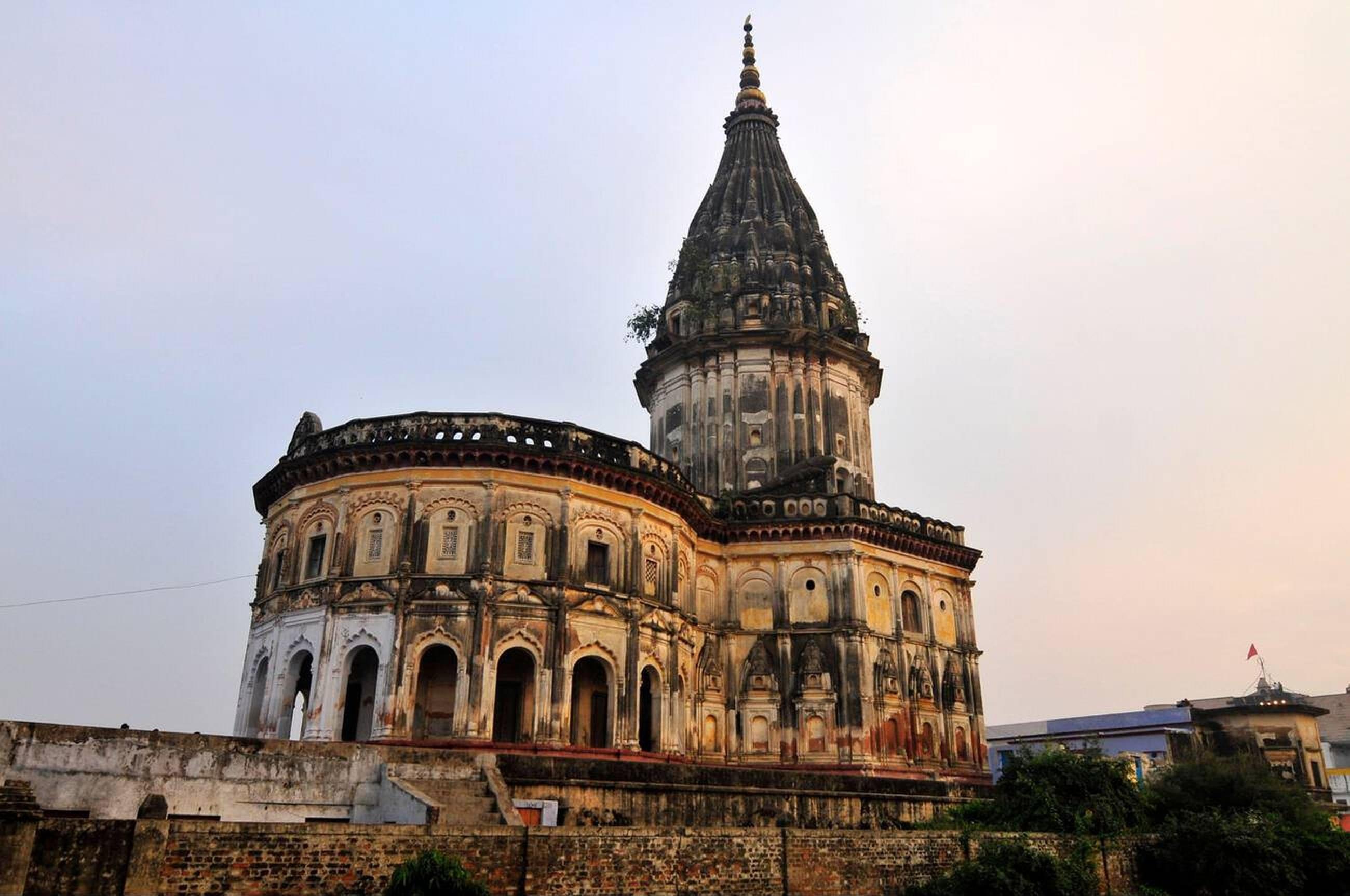 Raj Dwar Mandir Overview