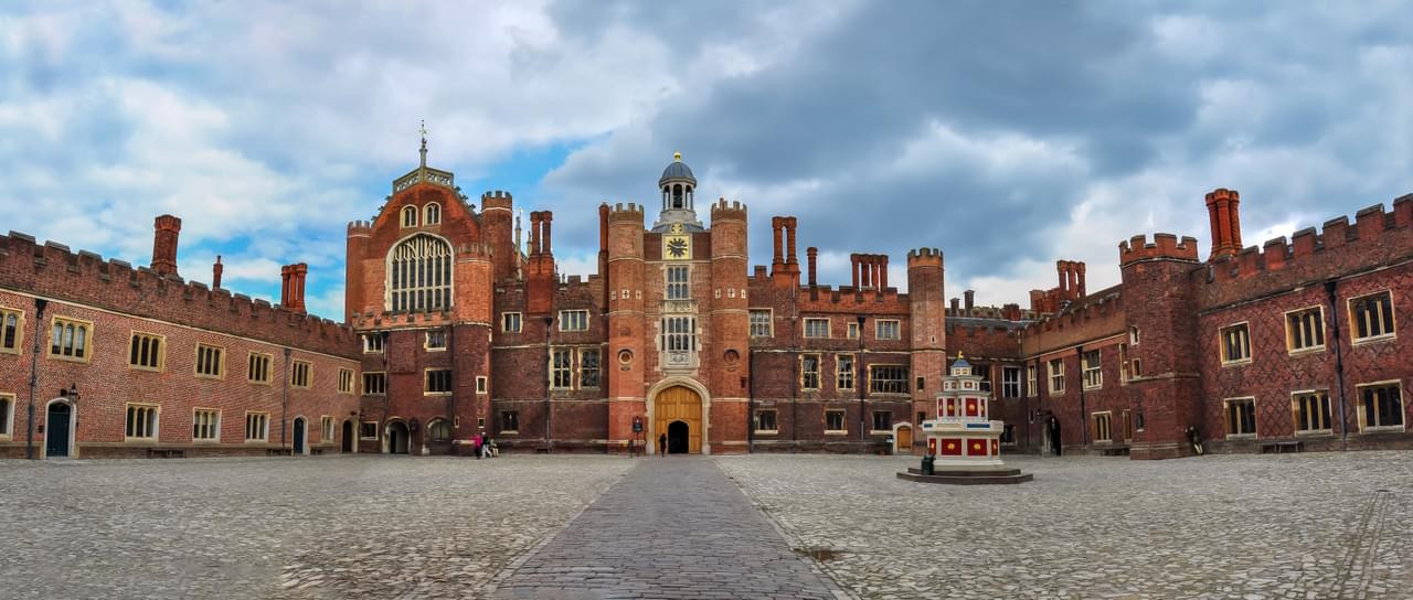 Palaces In London
