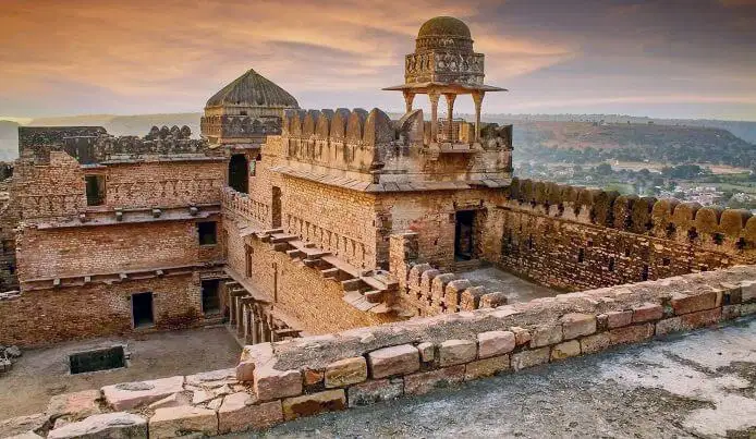 Educational Tour to Chanderi from Bhopal