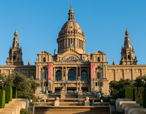 Visit the Museu Nacional d’Art de Catalunya with your friends and family
