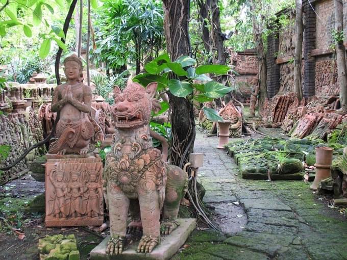 terracotta garden chiang mai.jpg