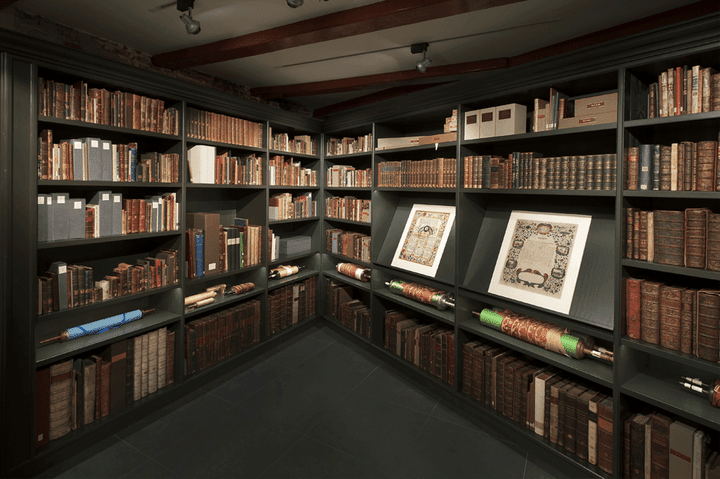 Books of Portuguese Synagogue of Amsterdam