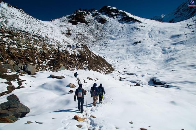 trek to pin parvati pass