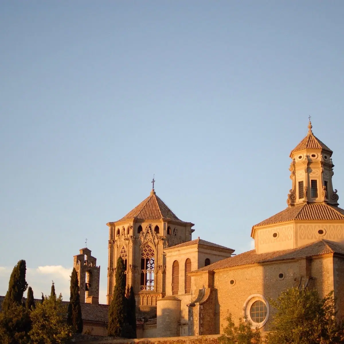 Discover the 12th century Church
