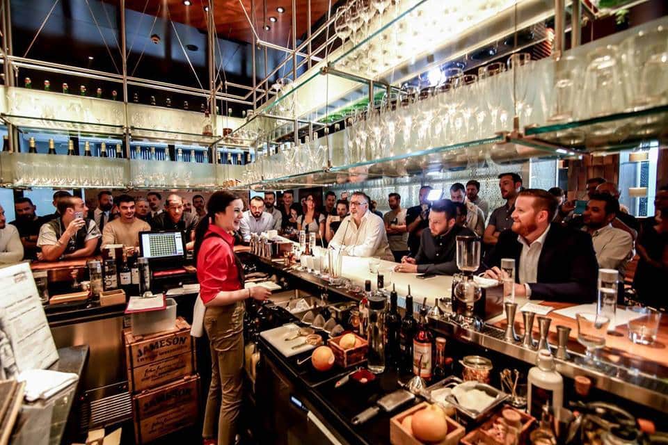 Bar