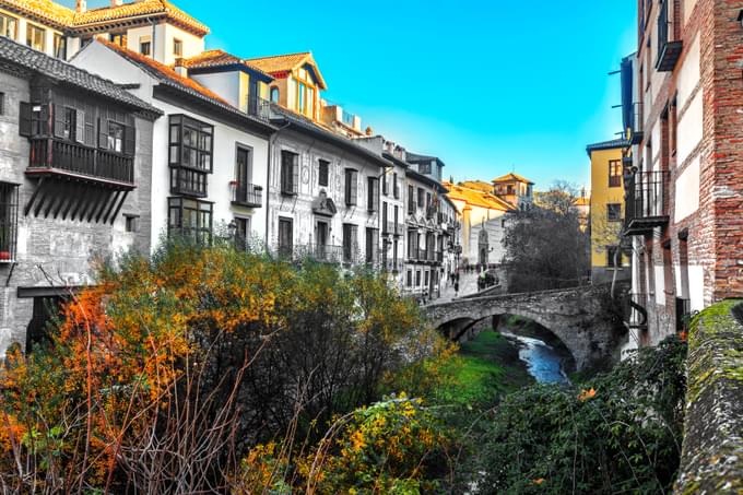 Stroll through Carrera del Darro