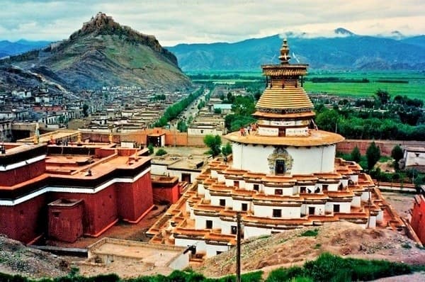 11 Day Tour From Lhasa To Mount Everest Basecamp Image