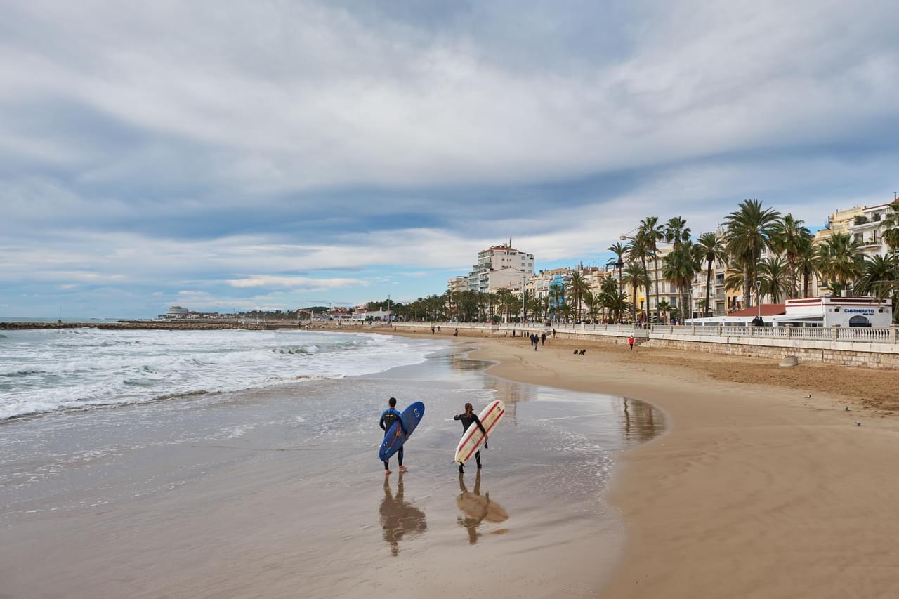 Surfing in barcelona. The Cemetery