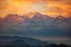 Enjoy amazing views of the Mt. Kanchenjunga from the iconic Tiger hill