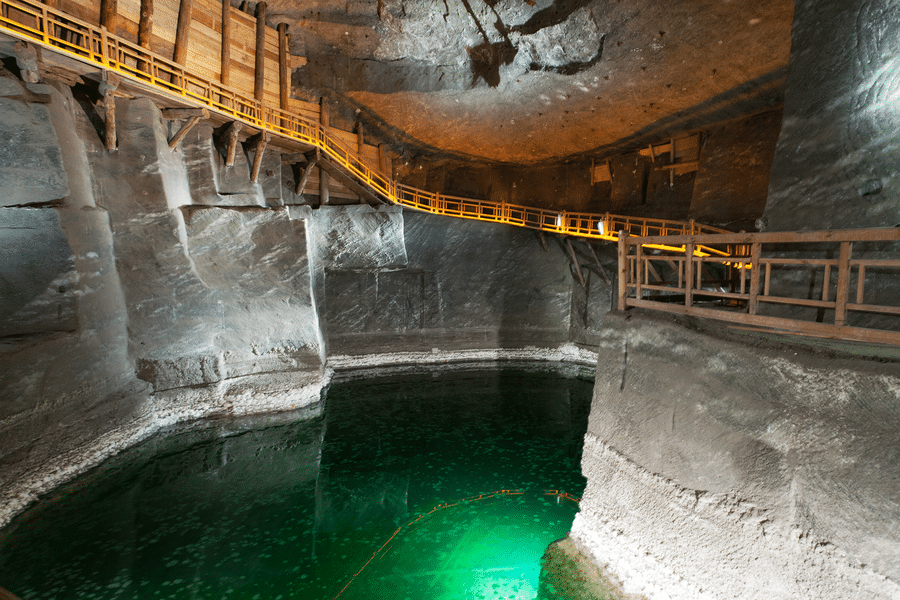 See the quarry built inside this amazing salt mine
