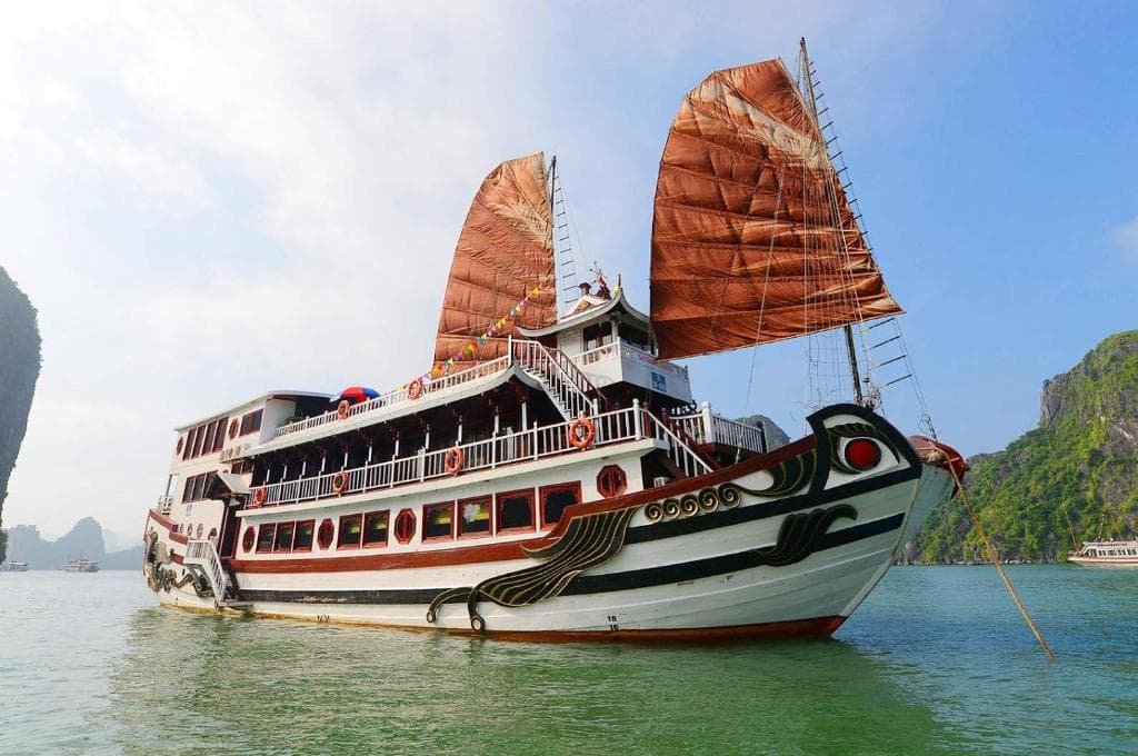 Halong Royal Palace Cruise
