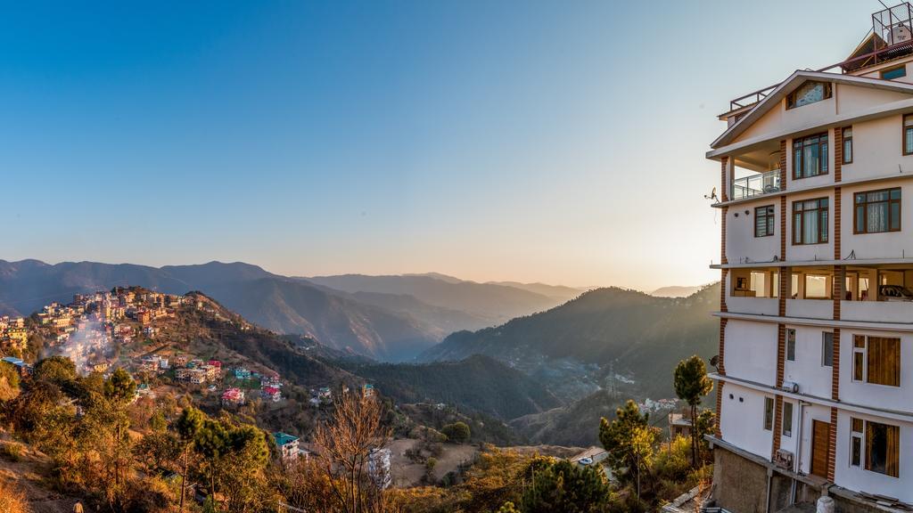 A Himalayan Abode With Scenic Valley Views In Shimla Image