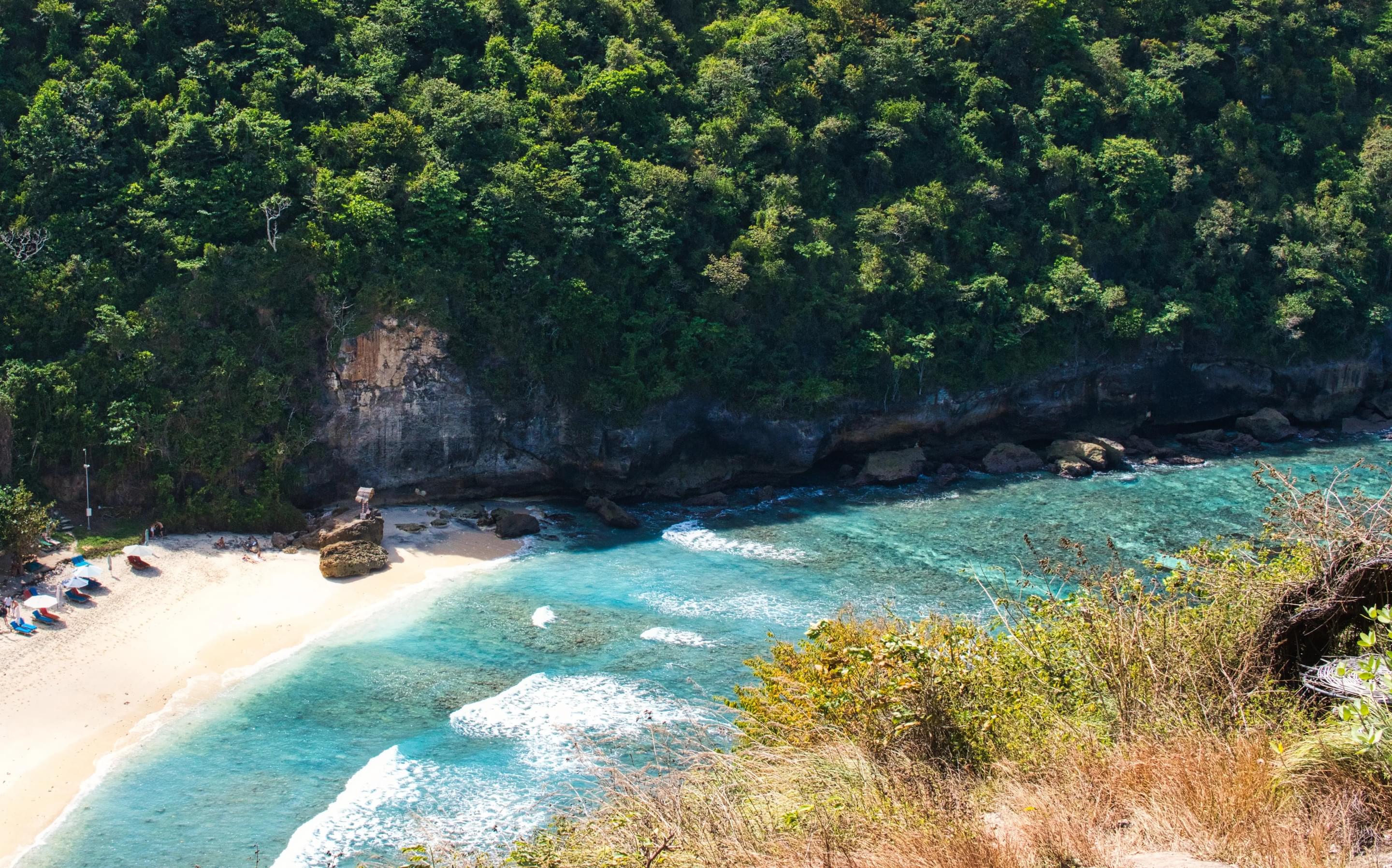 Bubu Beach Overview