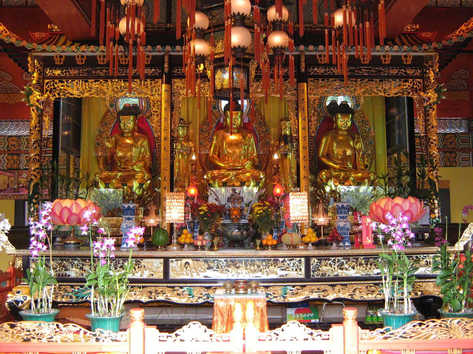 Po Lin Monastery, <em>Hong Kong</em>