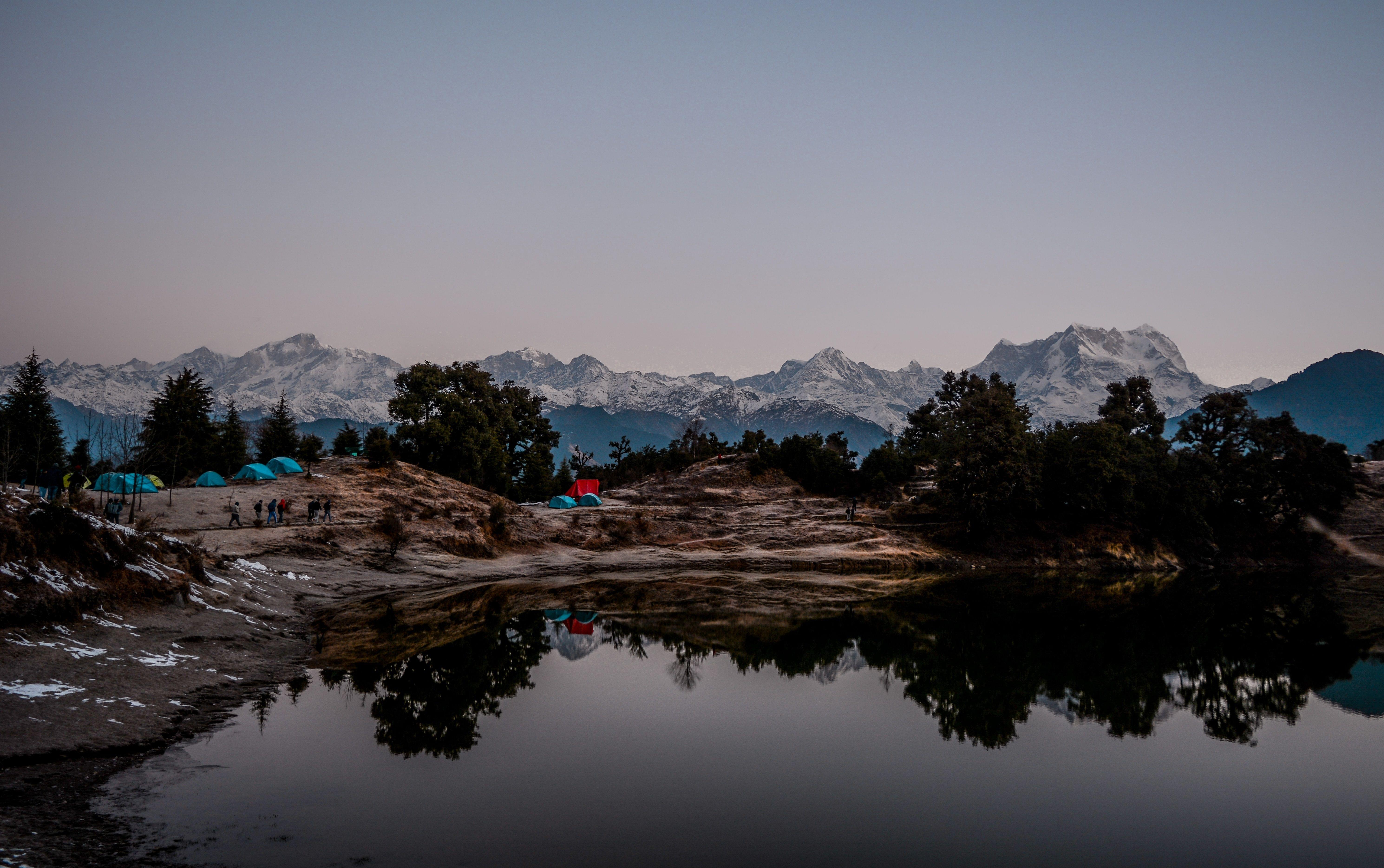 deorital lake trek