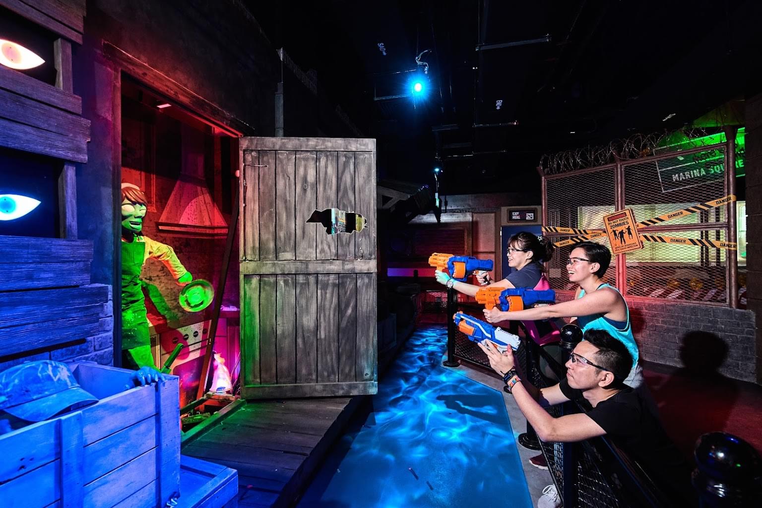 Shoot down the Zombies at Combat Zone