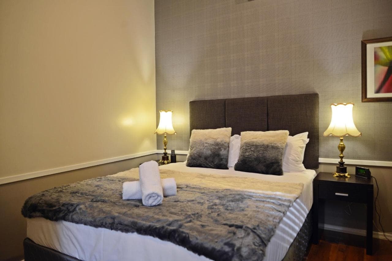 Auckland City Hotel