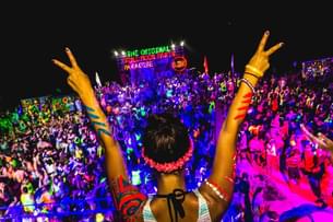 live DJ at Full Moon Party