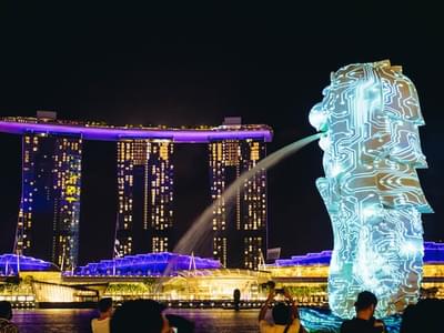 Merlion Park: Iconic Singapore Landmark and Symbol of the Lion City