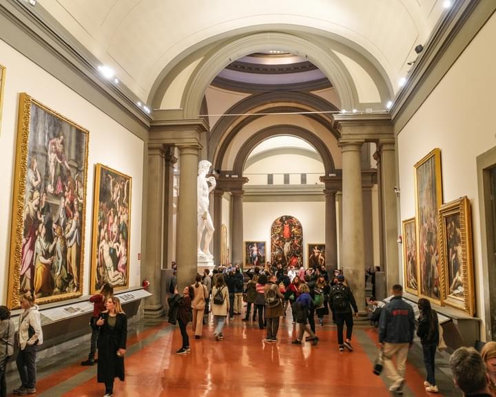 Visit Accademia Gallery with Convenience