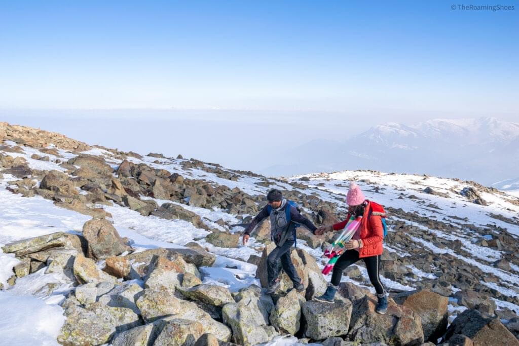 Trek to Alpather Lake