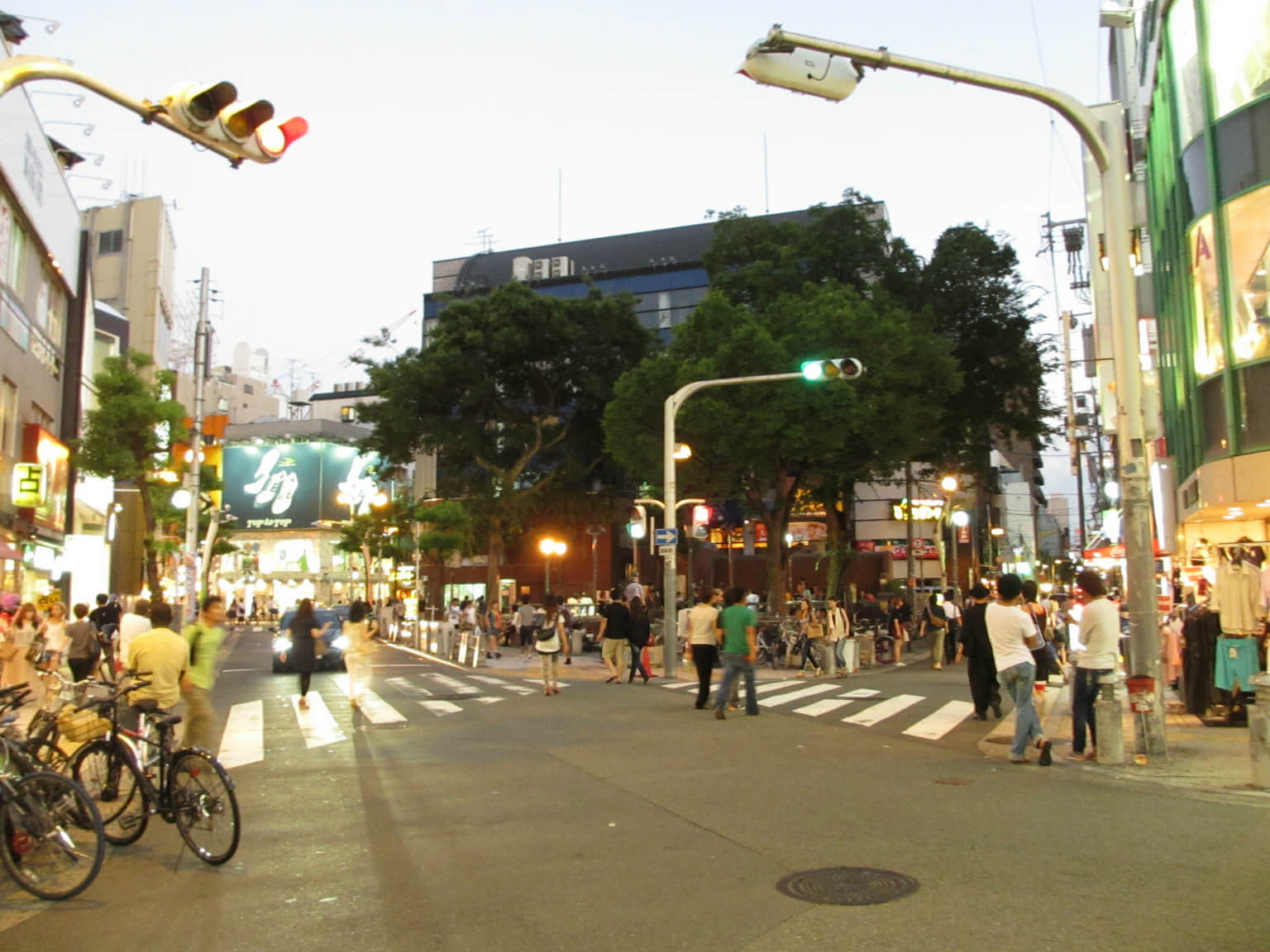 Experience the vibrant nightlife of Amemura at Mitsu Park