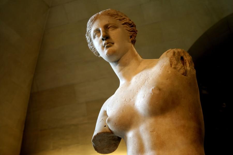 Vénus de Milo at Louvre museum