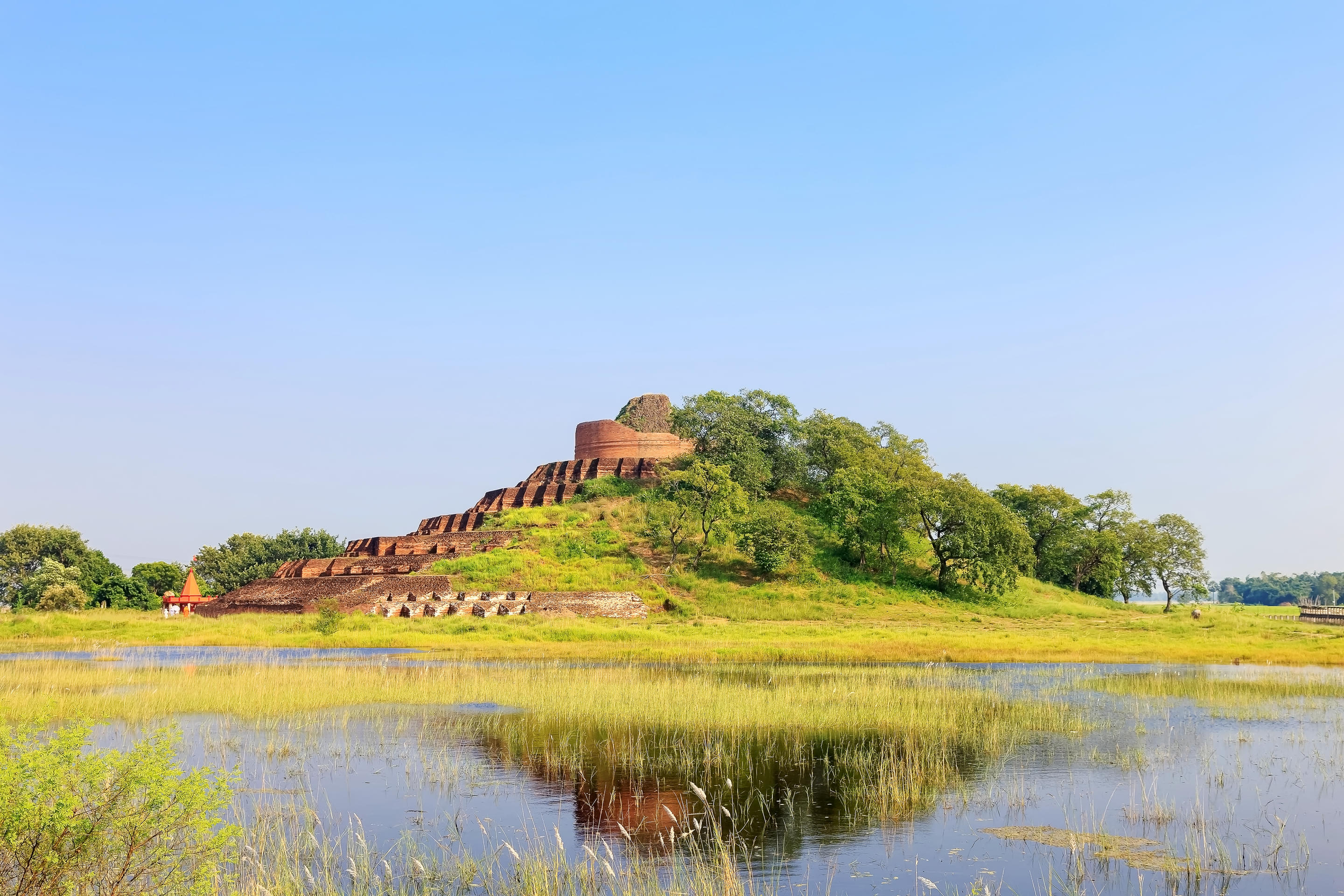 Kesaria Stupa, East Champaran Overview