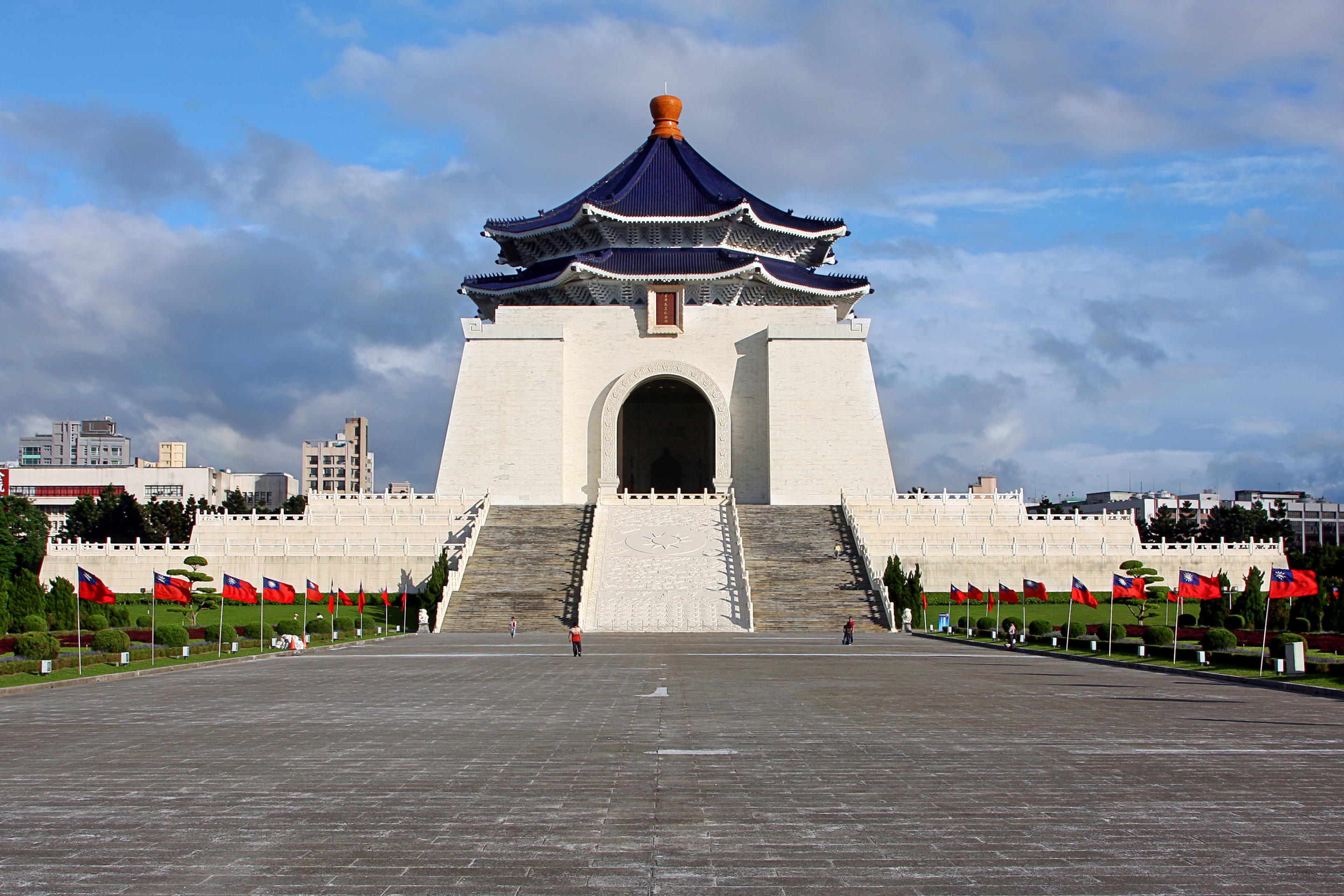 Chiang Kai Shek Memorial Hall Overview
