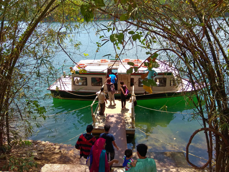 Neyyar Dam Boating Image