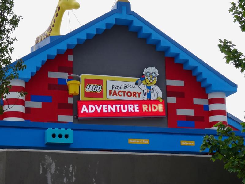 Enjoy Rides and Popular attractions of Legoland New York