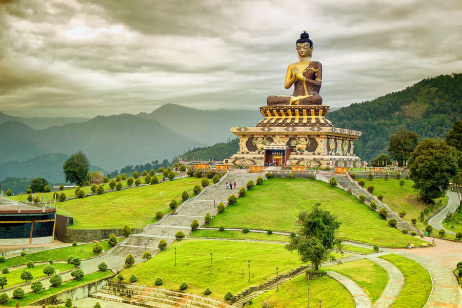 Romantic tour of Gangtok Pelling and Darjeeling | FREE Skywalk Tour Image